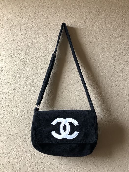 Chanel fluffy crossbody on sale bag