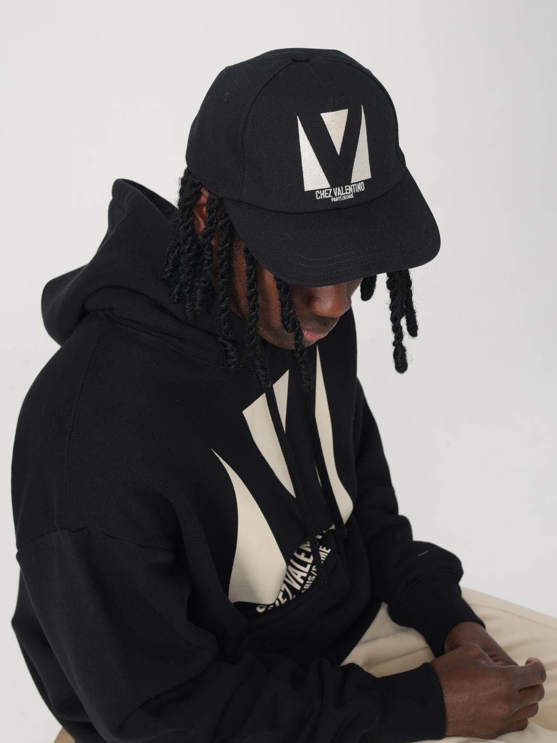 Valentino Valentino Garavani Hat Men Black Size ONE SIZE - 2 Thumbnail