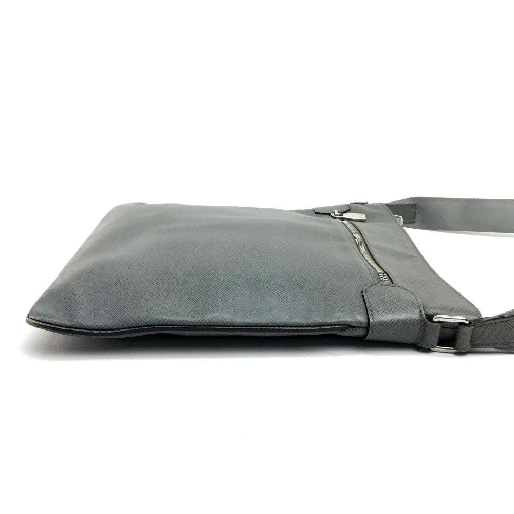 Louis Vuitton Louis Vuitton M32630 Diagonal Hanging (E.G. Of A Rocket) Shawl Sasha. Taiga Shoulder Bag Size ONE SIZE - 4 Thumbnail