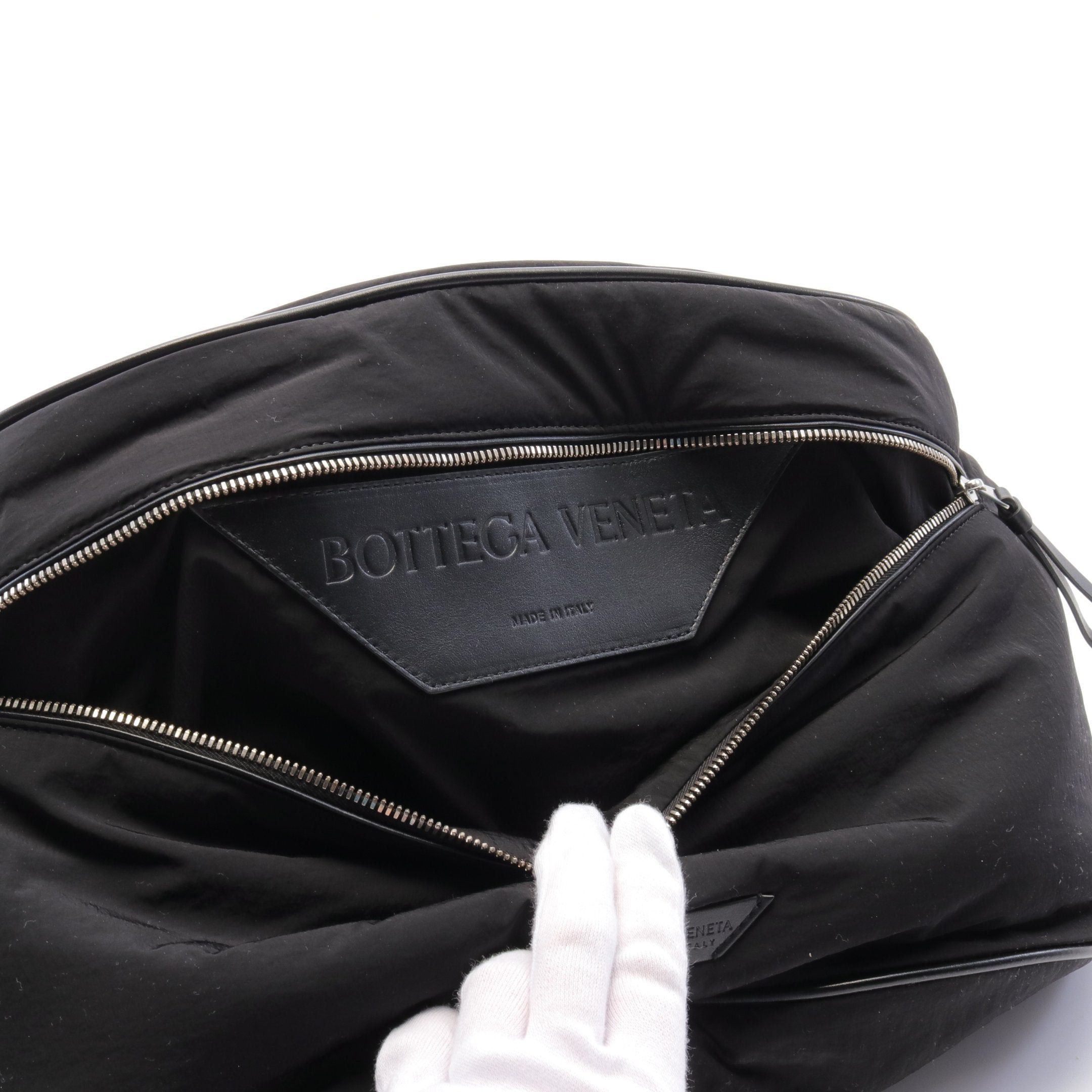 Bottega Veneta Bottega Veneta Body Bag Nylon Leather Black Size ONE SIZE - 4 Thumbnail