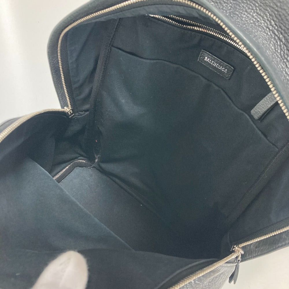Balenciaga Balenciaga 552379 Everyday Logo Briefcase Backpack Rucksack Leather Men Size ONE SIZE - 11 Thumbnail