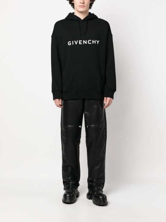Givenchy GIVENCHY Men Hoodies BMJ0HC3YAC 001 Black Size US M / EU 48-50 / 2 - 8 Thumbnail