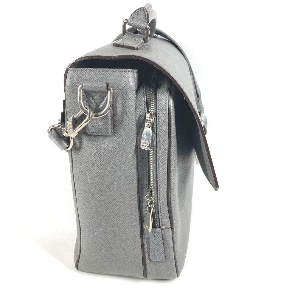 Louis Vuitton Louis Vuitton M32638 Taiga Vasili Gm 2 Way Bag Business Handbag Diagonal Hanging (E.G. Of A Rocket) Shoulder Leather Men Size ONE SIZE - 4 Thumbnail
