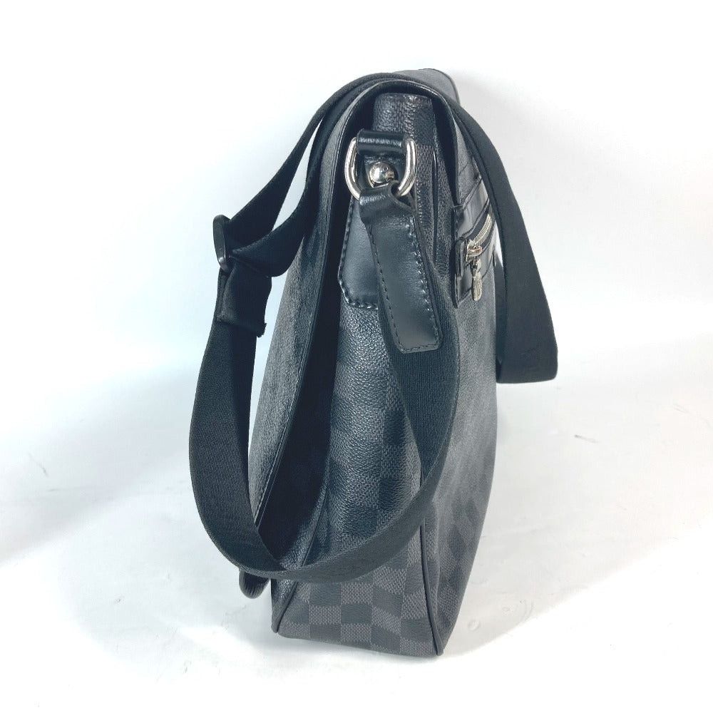 Louis Vuitton Louis Vuitton N58033 Damier Graphit Daniel Gm Briefcase Diagonal Hanging (E.G. Of A Rocket) Messenger Bag Shoulder Graphite Canvas Men Size ONE SIZE - 3 Thumbnail