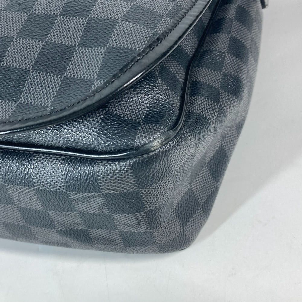 Louis Vuitton Louis Vuitton N58033 Damier Graphit Daniel Gm Briefcase Diagonal Hanging (E.G. Of A Rocket) Messenger Bag Shoulder Graphite Canvas Men Size ONE SIZE - 6 Thumbnail