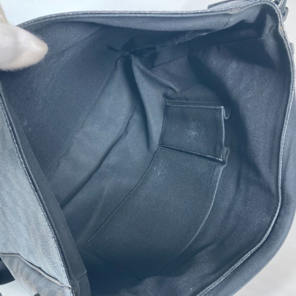 Louis Vuitton Louis Vuitton N58033 Damier Graphit Daniel Gm Briefcase Diagonal Hanging (E.G. Of A Rocket) Messenger Bag Shoulder Graphite Canvas Men Size ONE SIZE - 12 Thumbnail