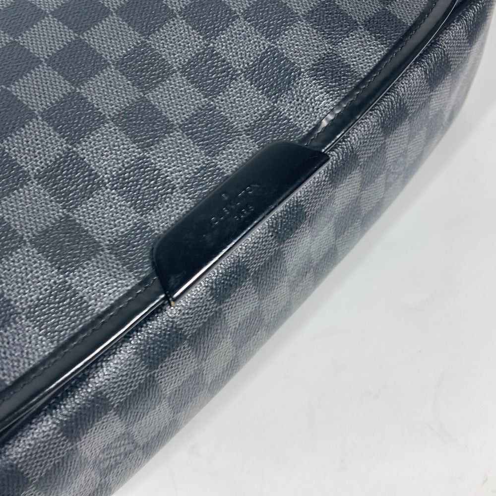 Louis Vuitton Louis Vuitton N58033 Damier Graphit Daniel Gm Briefcase Diagonal Hanging (E.G. Of A Rocket) Messenger Bag Shoulder Graphite Canvas Men Size ONE SIZE - 8 Thumbnail
