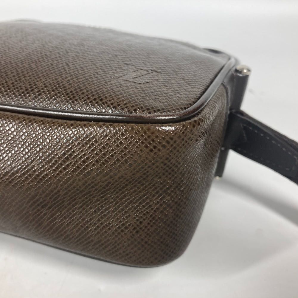 Louis Vuitton Louis Vuitton M30818 Taiga Yak Tail Hair With Straps Clutch Bag Zippered Carrying Case Leather Men Size ONE SIZE - 8 Thumbnail