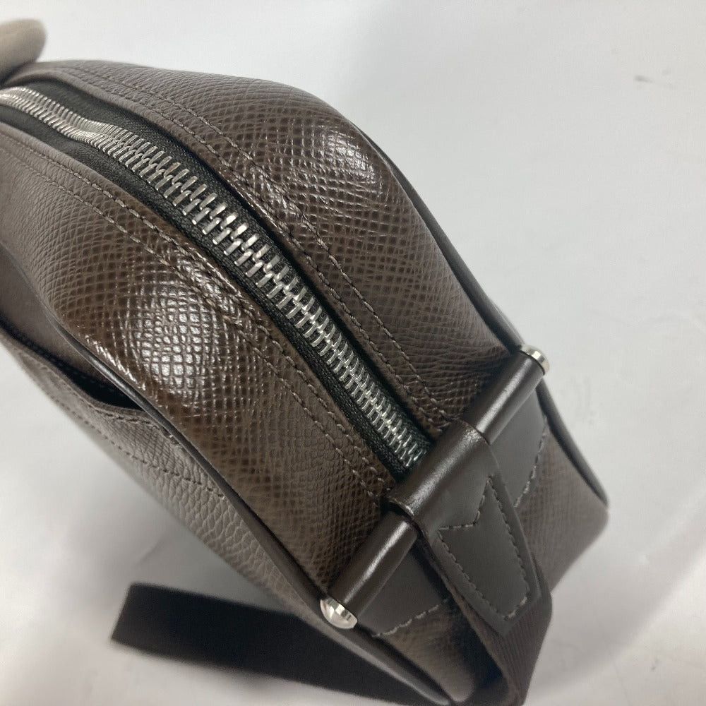 Louis Vuitton Louis Vuitton M30818 Taiga Yak Tail Hair With Straps Clutch Bag Zippered Carrying Case Leather Men Size ONE SIZE - 5 Thumbnail