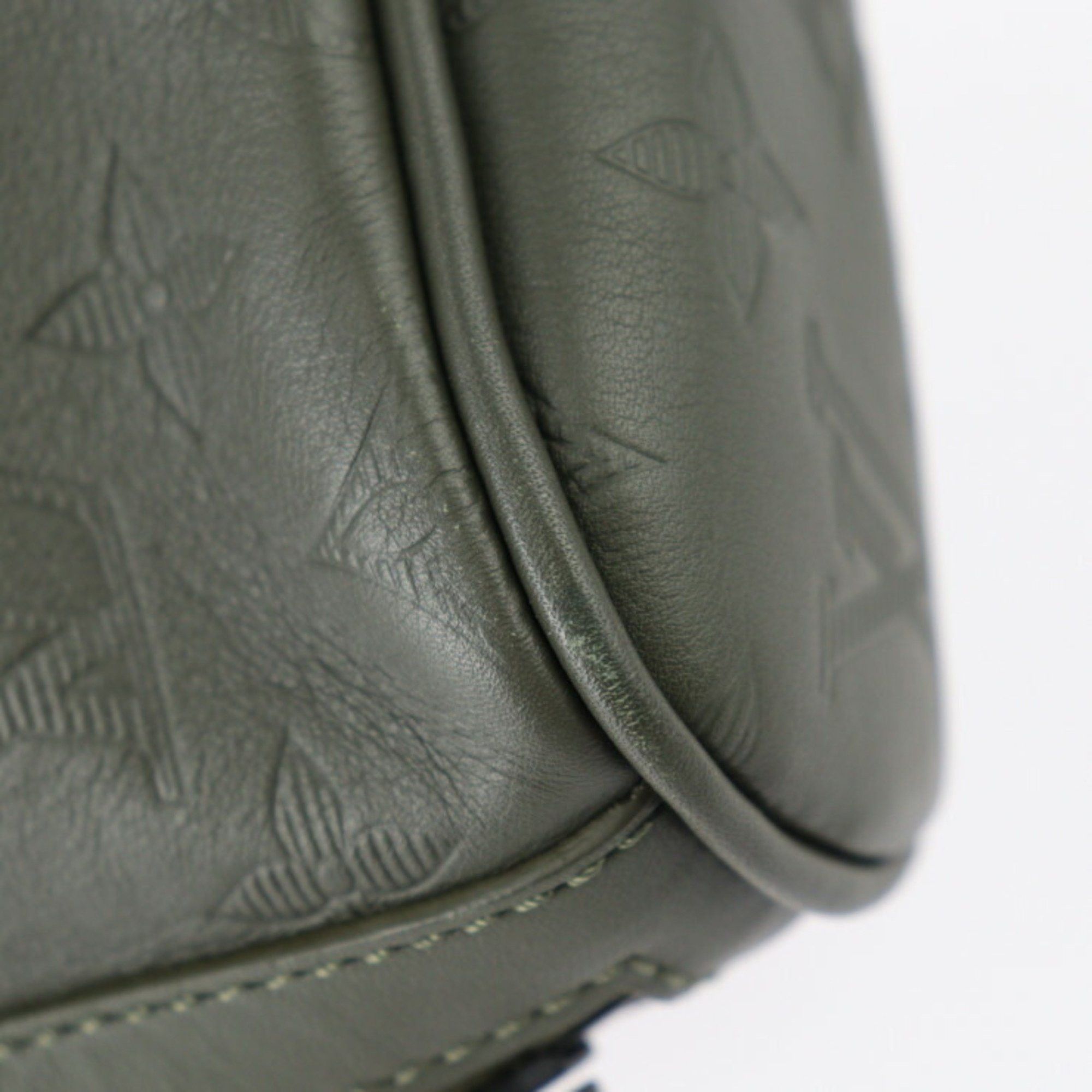 Louis Vuitton Louis Vuitton Chalk Sling Bag Monogram Shadow Shoulder M44634 Leather Khaki Black Crossbody Size ONE SIZE - 5 Thumbnail