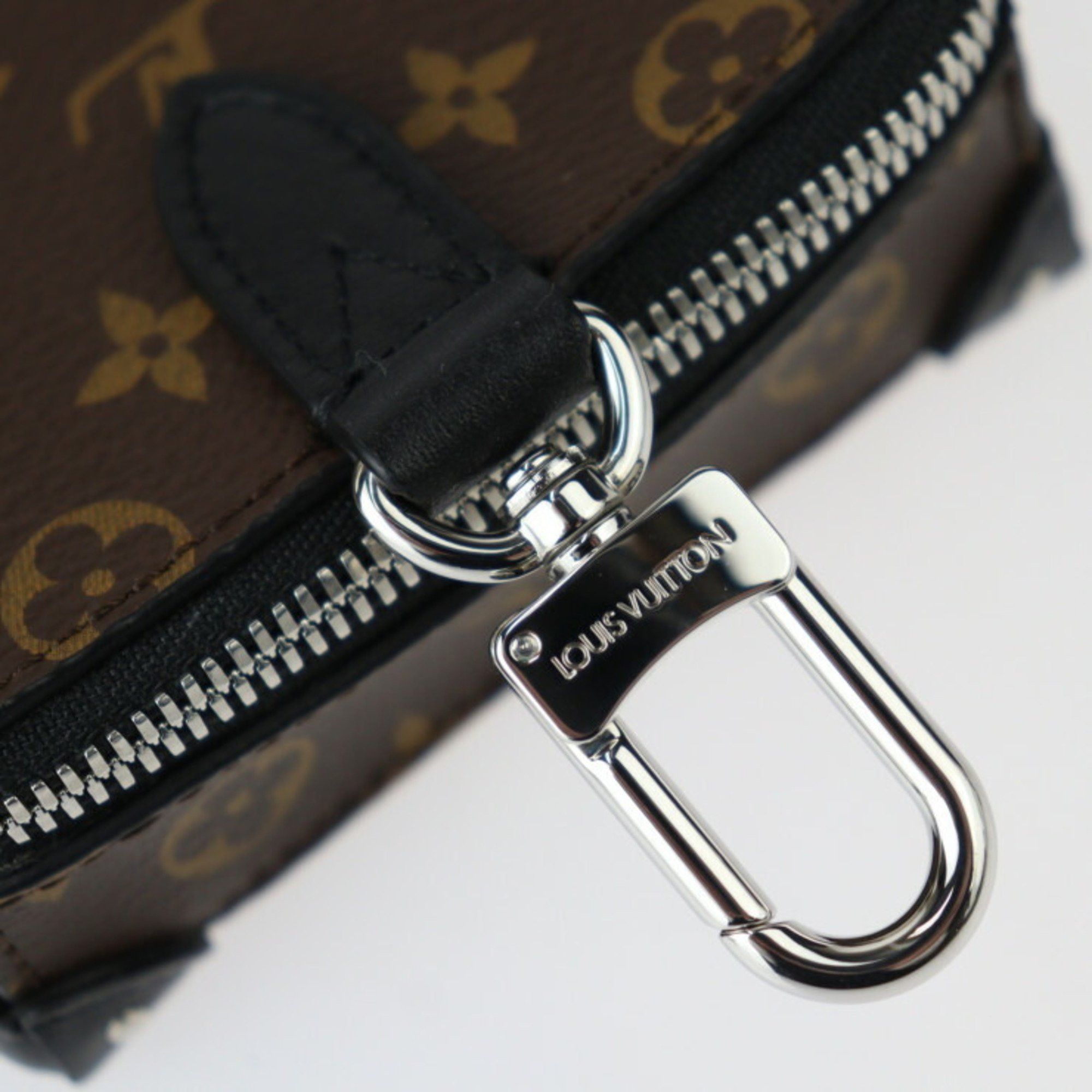 Louis Vuitton Louis Vuitton Trunk Pouch Monogram M00753 Wallet/Coin Purse Size ONE SIZE - 6 Thumbnail