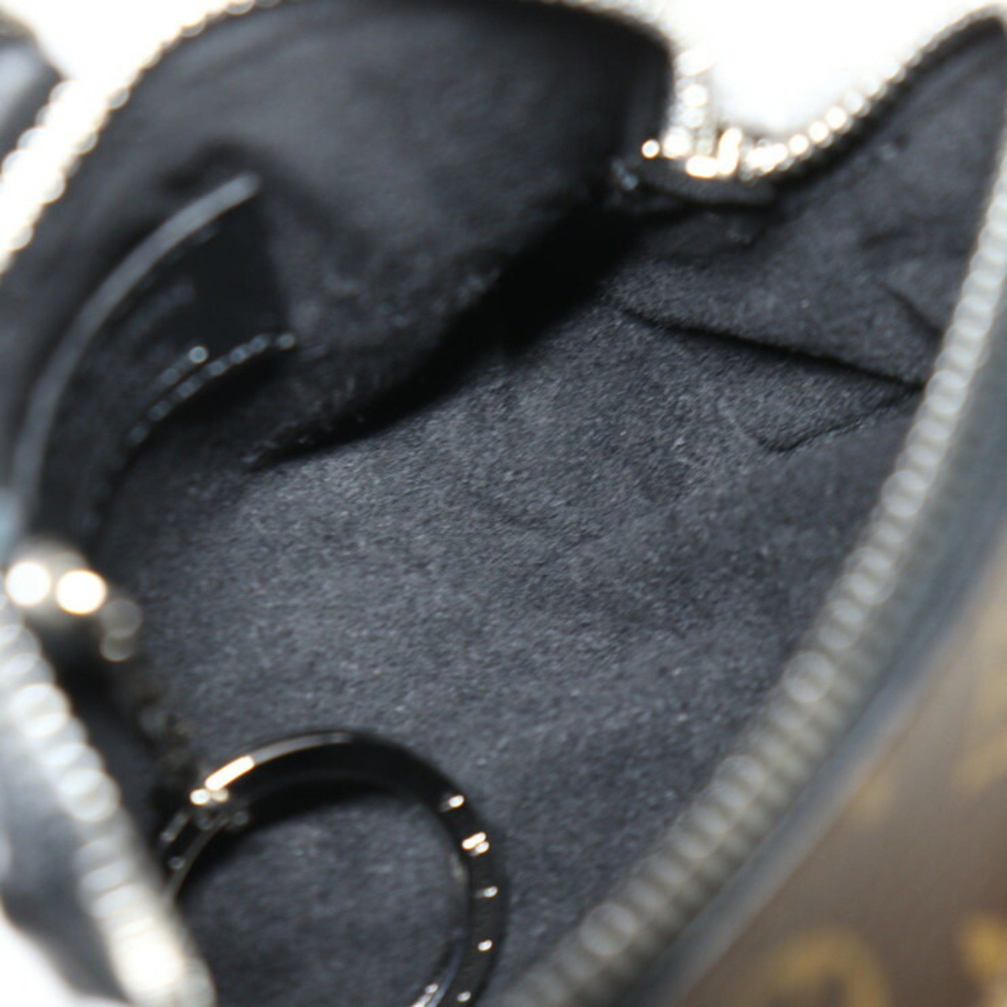 Louis Vuitton Louis Vuitton Trunk Pouch Monogram M00753 Wallet/Coin Purse Size ONE SIZE - 8 Thumbnail