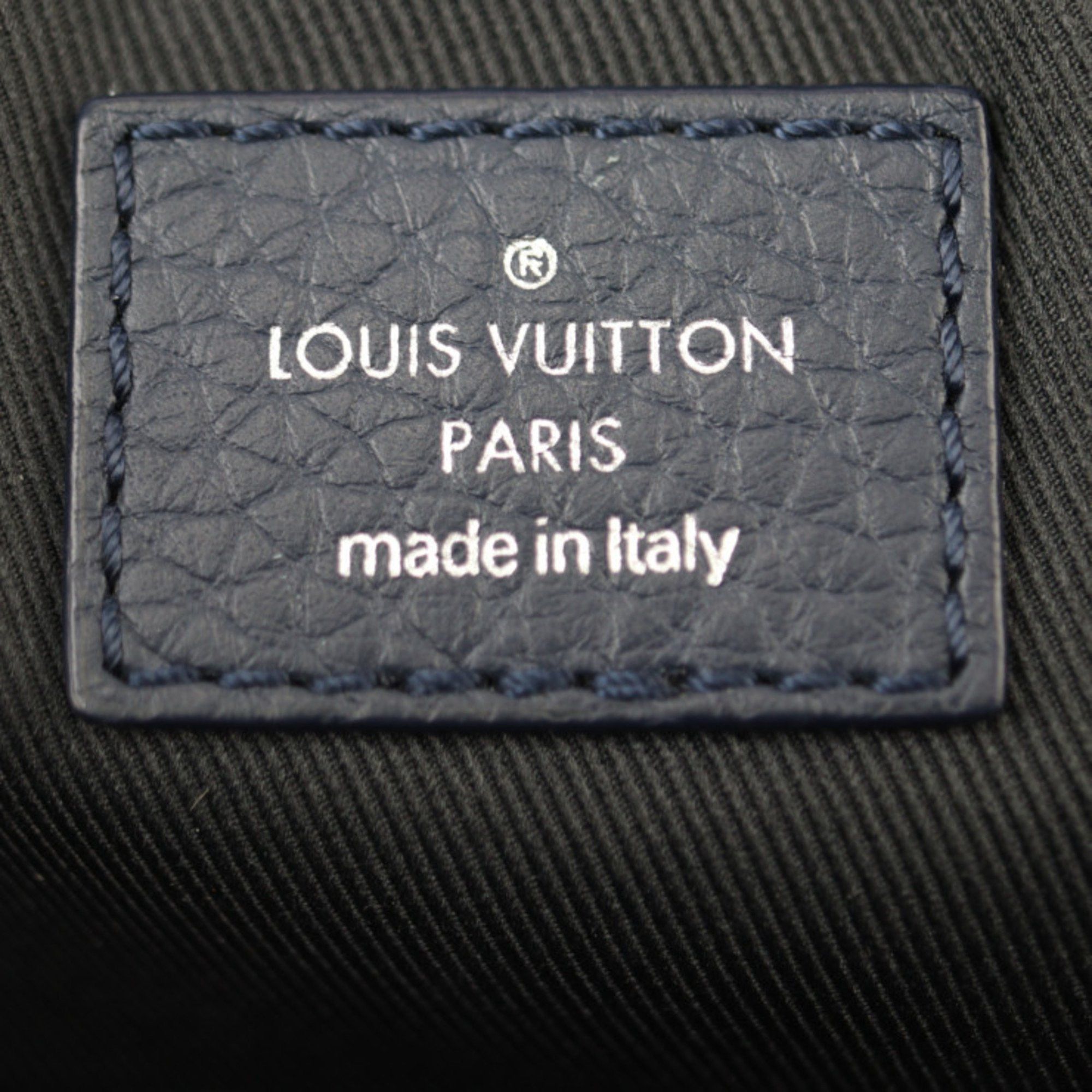 Louis Vuitton Louis Vuitton Danube PM Shoulder Bag M55168 Taurillon Leather Navy Pochette Crossbody Size ONE SIZE - 10 Thumbnail