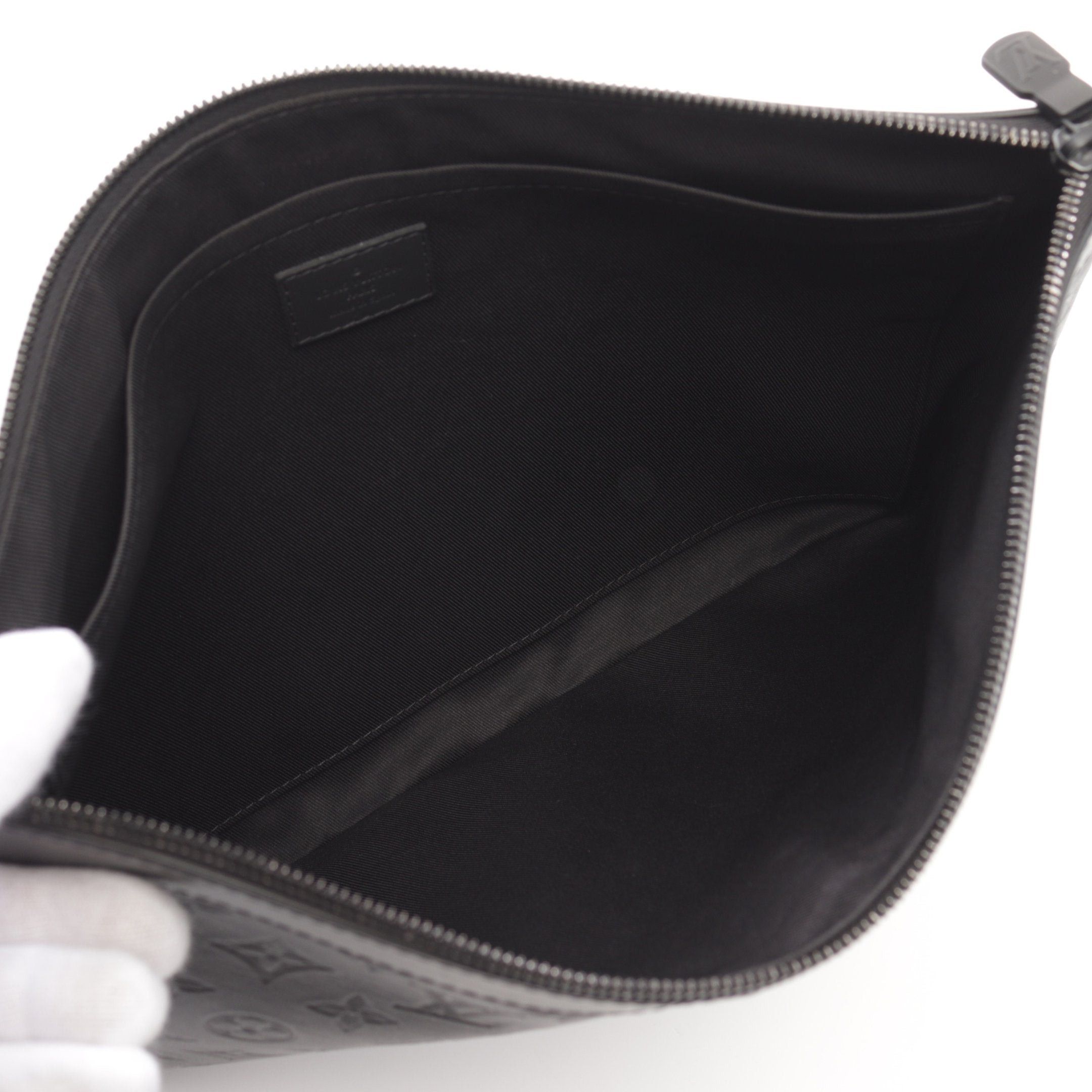 Louis Vuitton Louis Vuitton Pochette Discovery Monogram Shadow Noir Clutch Bag Leather Black Size ONE SIZE - 3 Thumbnail