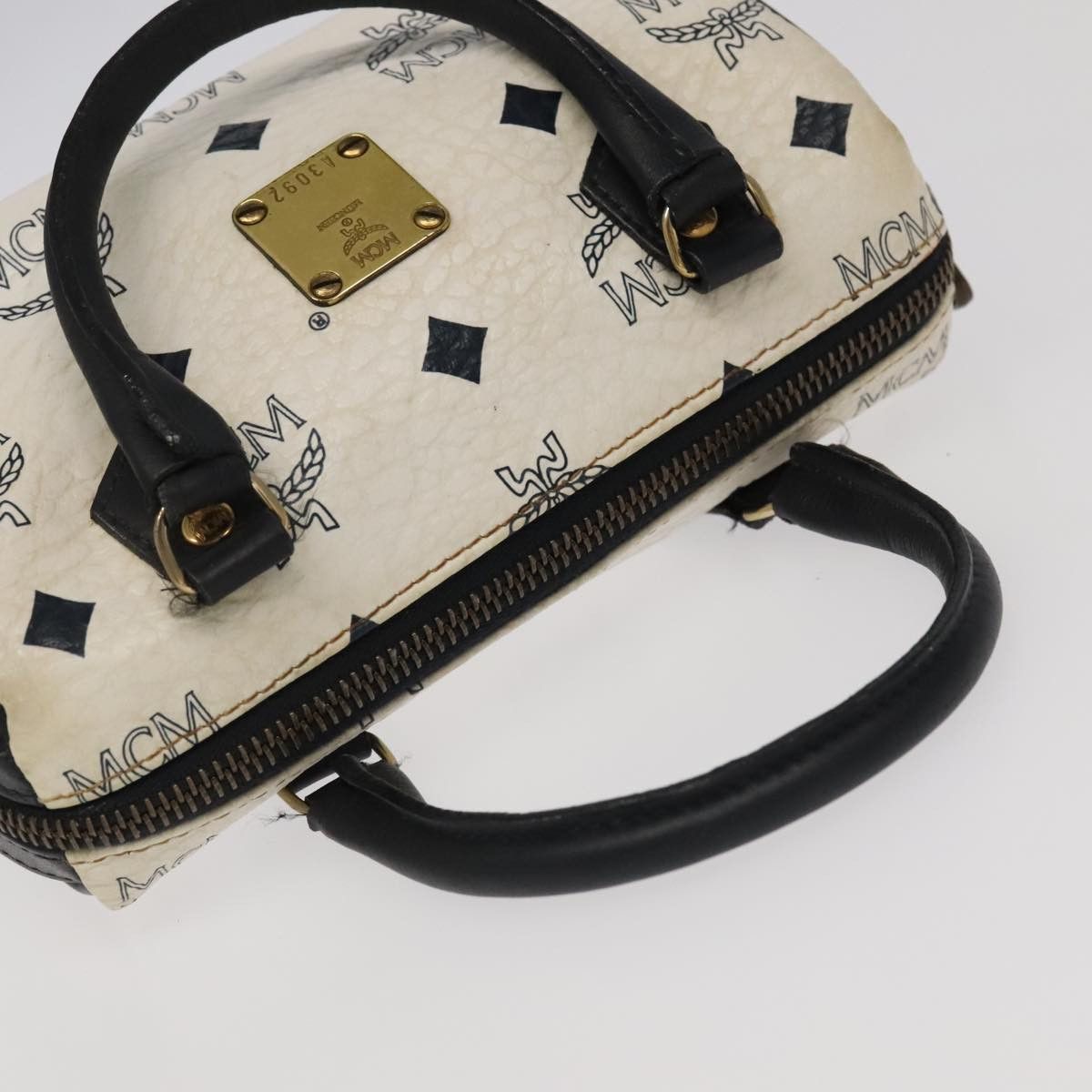 MCM Visetos White Canvas Handbag (Pre-Owned) Size ONE SIZE - 6 Thumbnail