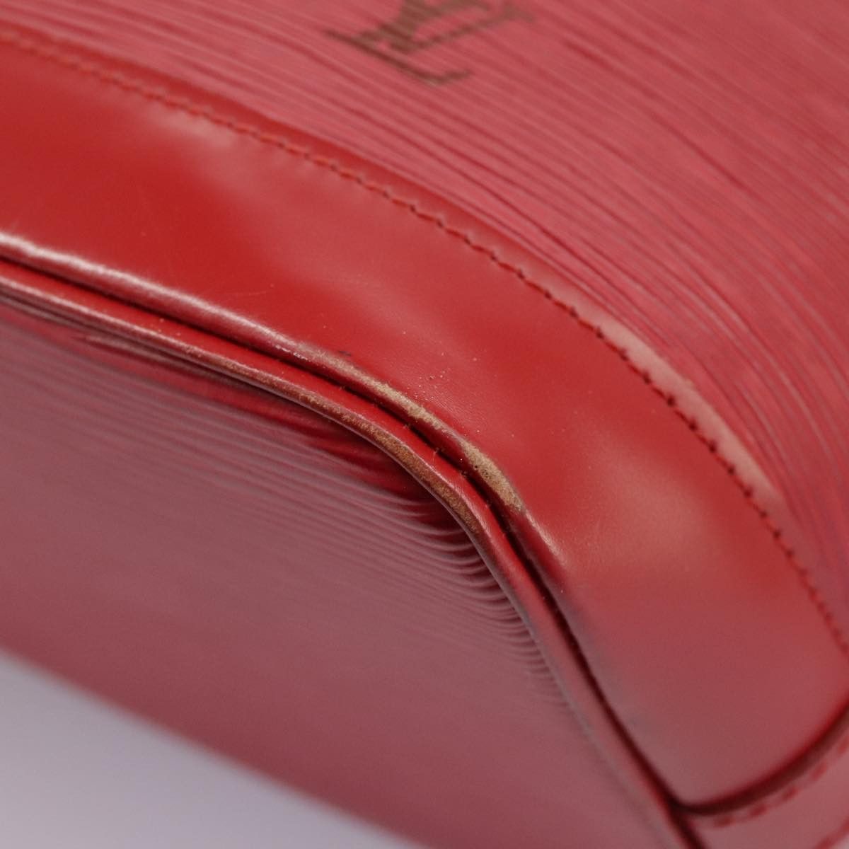 Louis Vuitton Alma Red Leather Handbag (Pre-Owned) Size ONE SIZE - 8 Thumbnail
