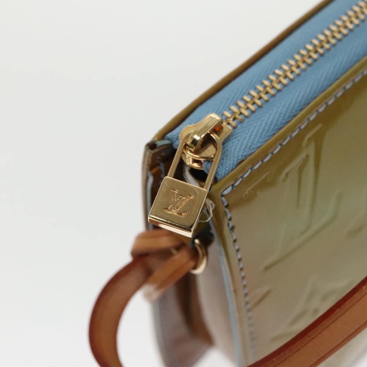 Louis Vuitton Lexington Blue Patent Leather Clutch Bag (Pre-Owned) Size ONE SIZE - 19 Thumbnail