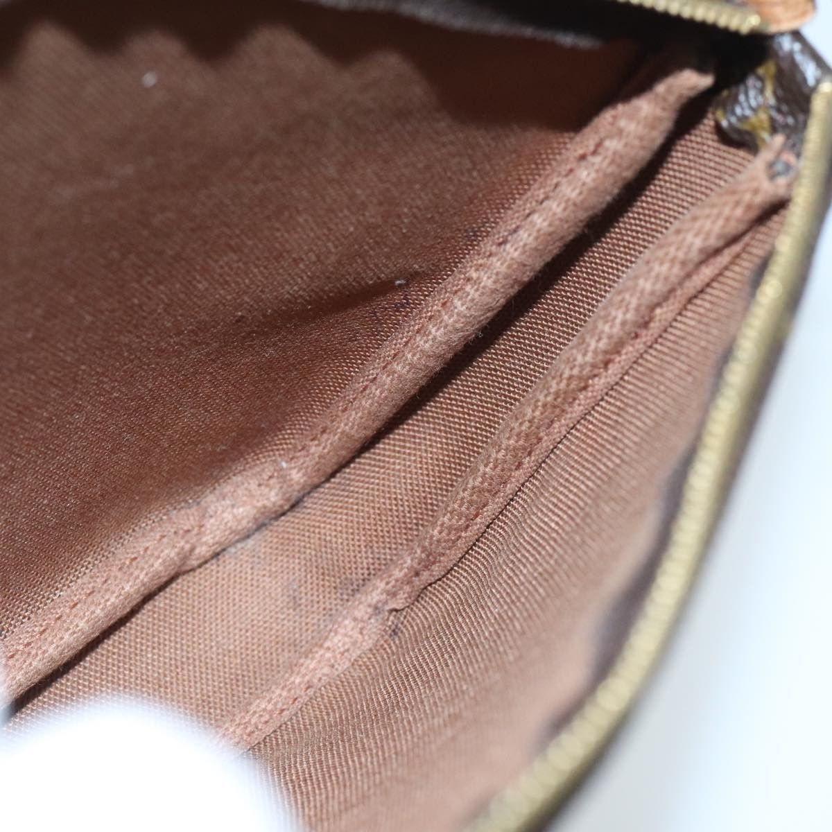 Louis Vuitton Pochette Accessoire Brown Canvas Clutch Bag (Pre-Owned) Size ONE SIZE - 20 Thumbnail