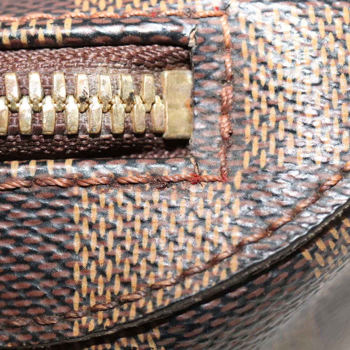 Louis Vuitton Geronimos Brown Canvas Shoulder Bag (Pre-Owned) Size ONE SIZE - 20 Thumbnail