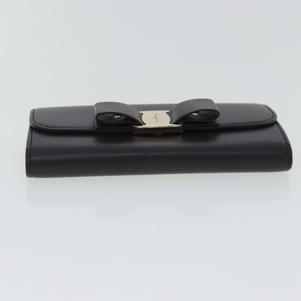 Salvatore Ferragamo Vara Black Leather Wallet (Pre-Owned) Size ONE SIZE - 18 Thumbnail