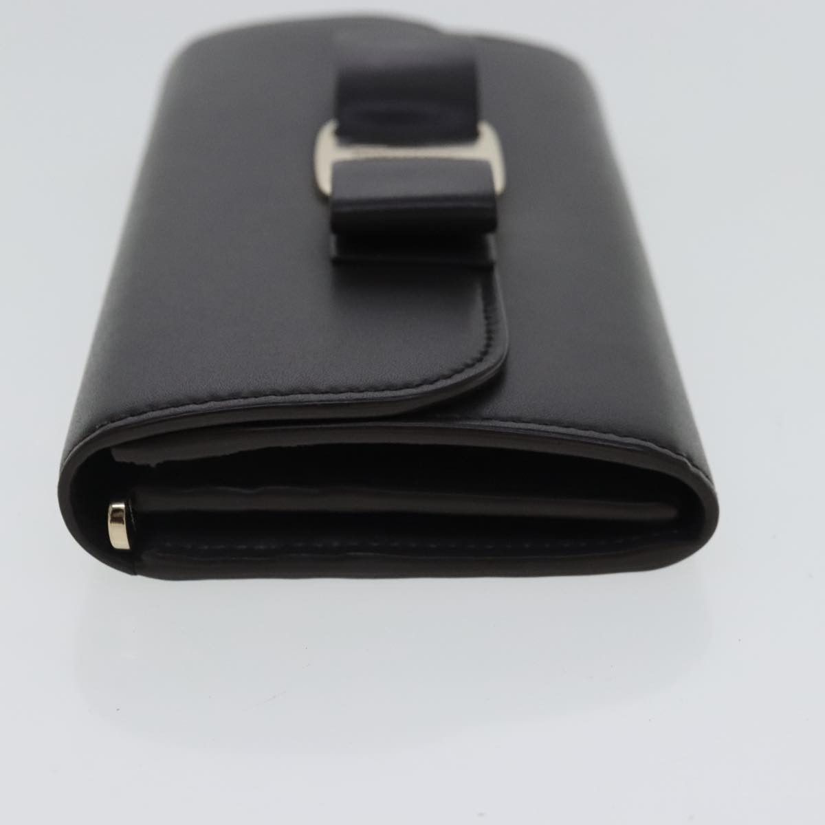 Salvatore Ferragamo Vara Black Leather Wallet (Pre-Owned) Size ONE SIZE - 4 Thumbnail