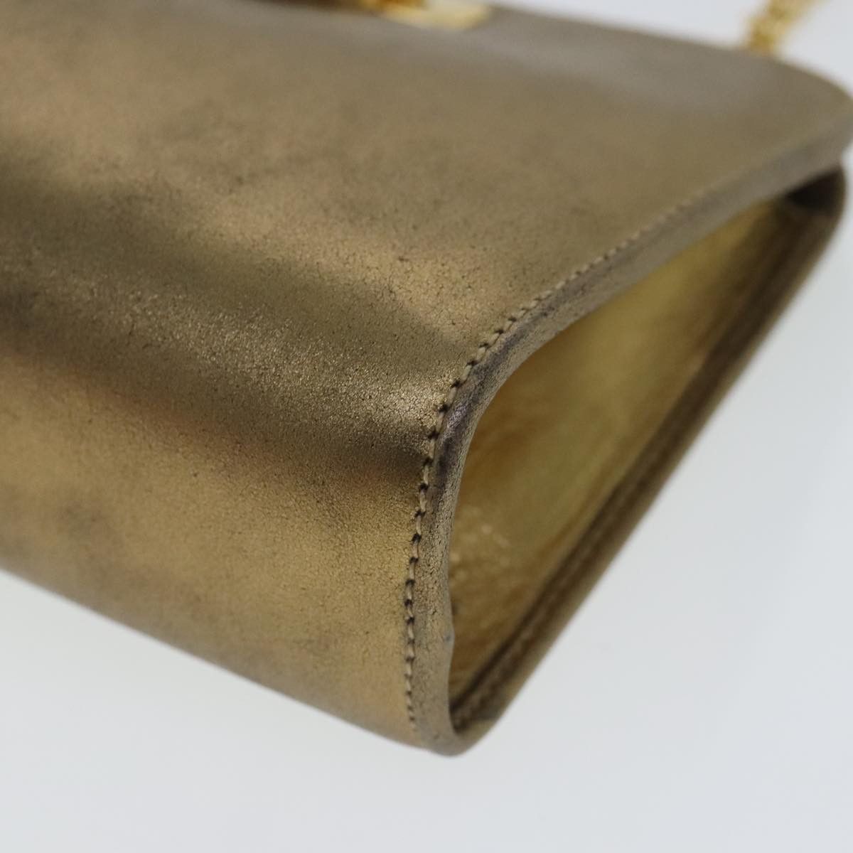 Salvatore Ferragamo Gancini Gold Leather Shoulder Bag (Pre-Owned) Size ONE SIZE - 15 Thumbnail