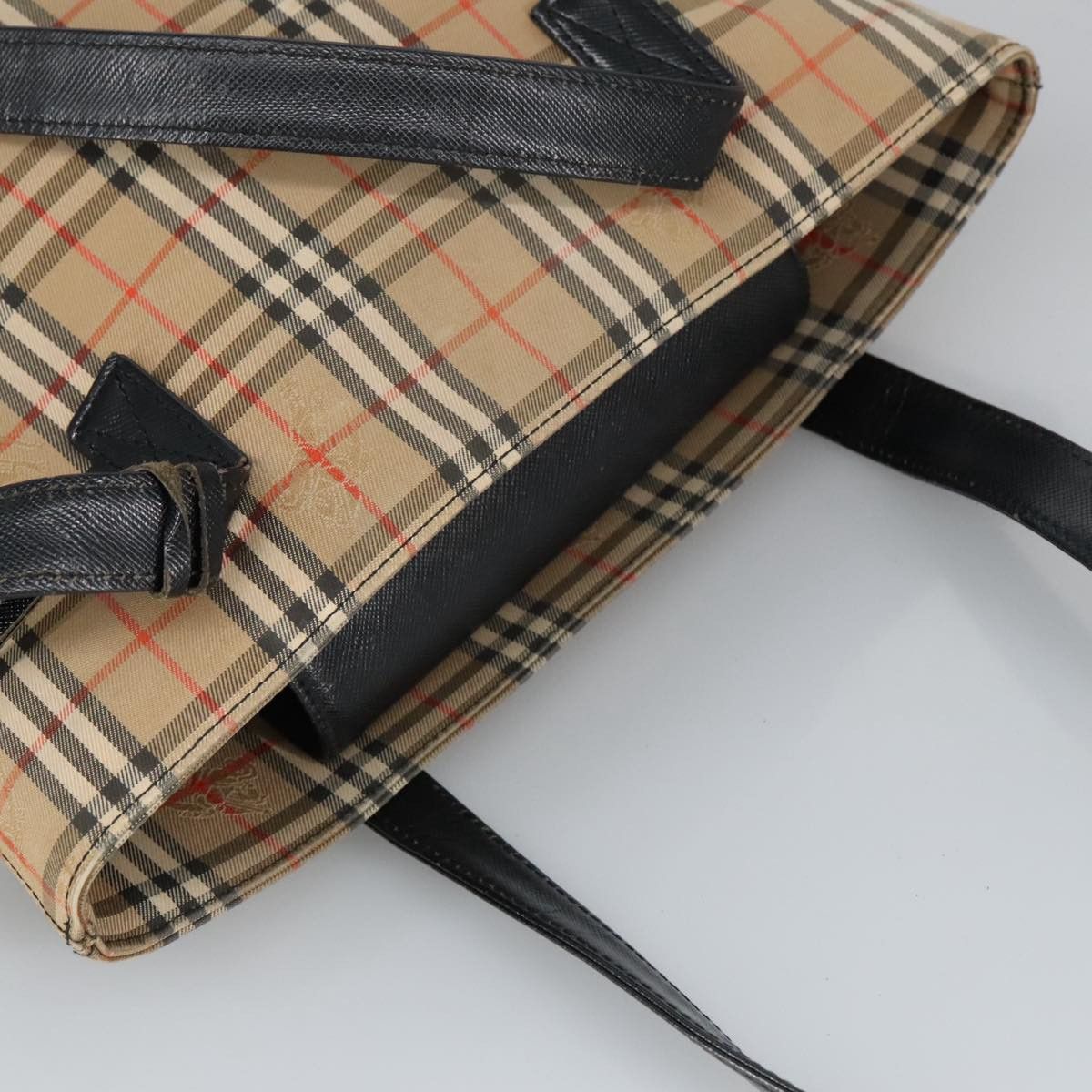 Burberry Nova Check Beige Canvas Shoulder Bag (Pre-Owned) Size ONE SIZE - 18 Thumbnail