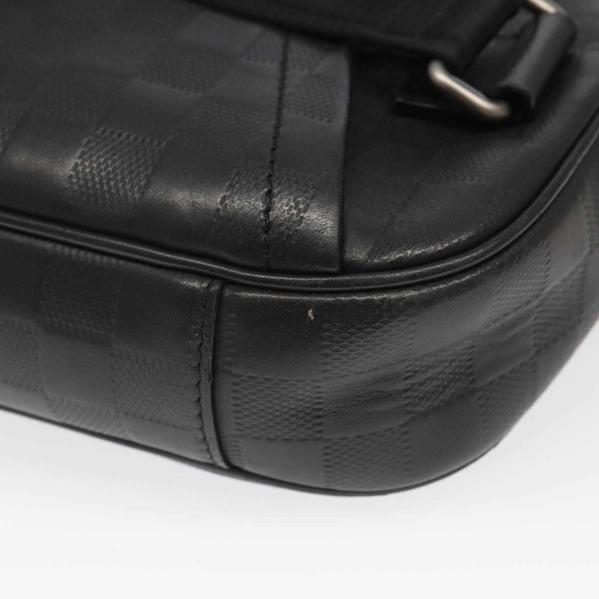 Louis Vuitton Ambler Black Leather Shoulder Bag (Pre-Owned) Size ONE SIZE - 11 Thumbnail