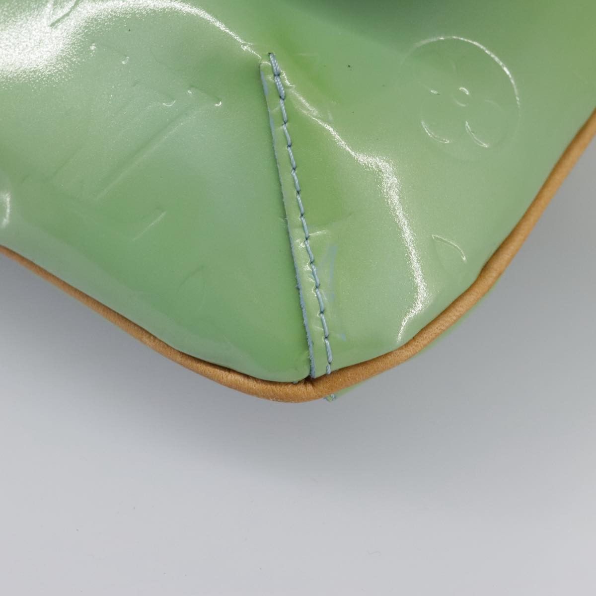 Louis Vuitton Thompson Street Green Patent Leather Shoulder Bag Size ONE SIZE - 11 Thumbnail