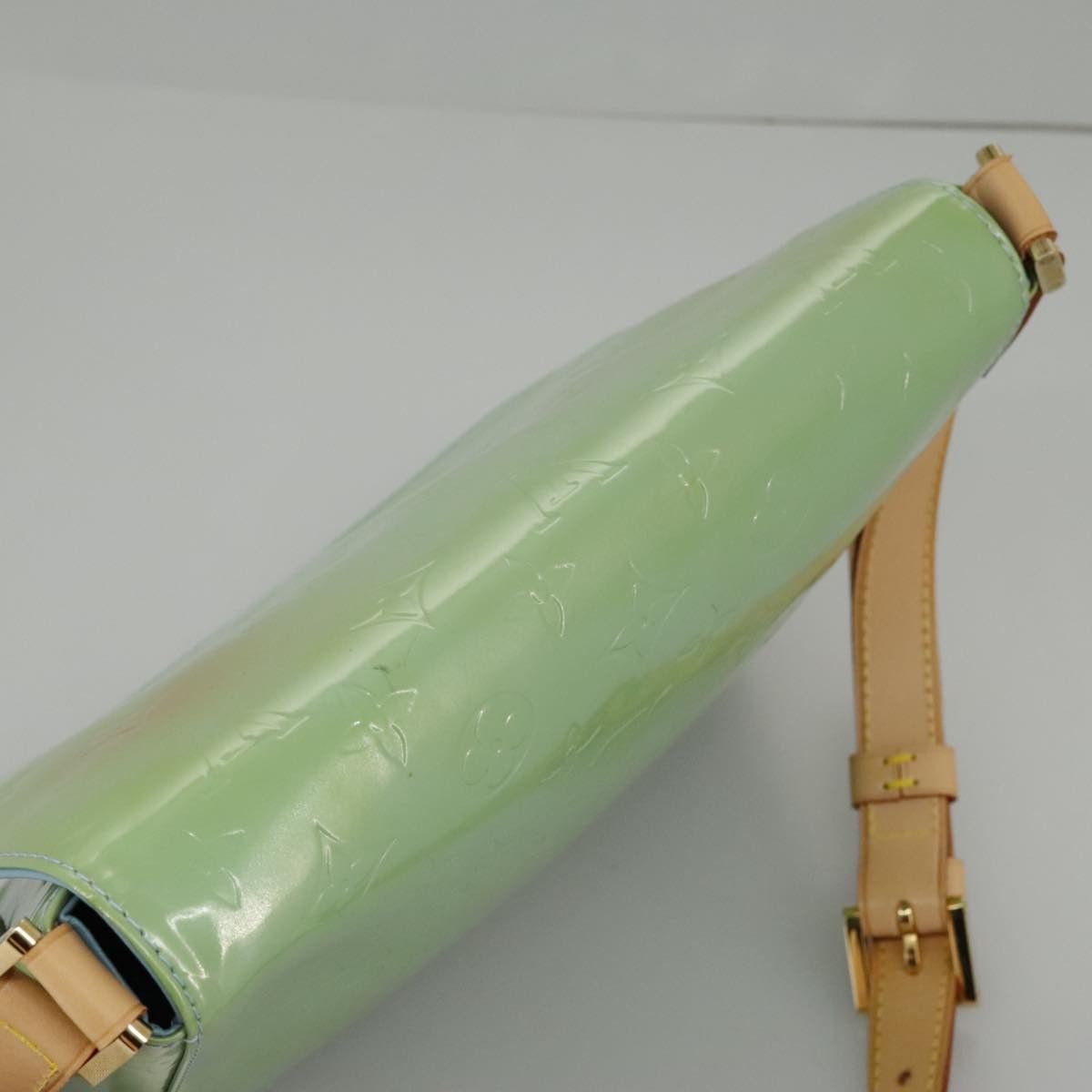 Louis Vuitton Thompson Street Green Patent Leather Shoulder Bag Size ONE SIZE - 6 Thumbnail