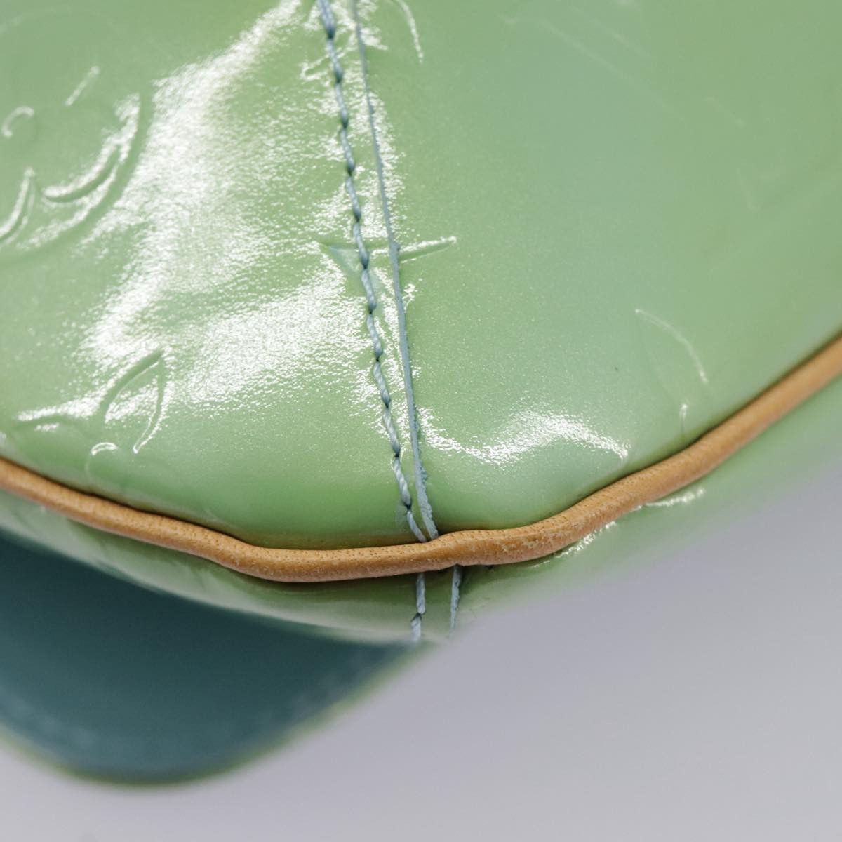 Louis Vuitton Thompson Street Green Patent Leather Shoulder Bag Size ONE SIZE - 12 Thumbnail