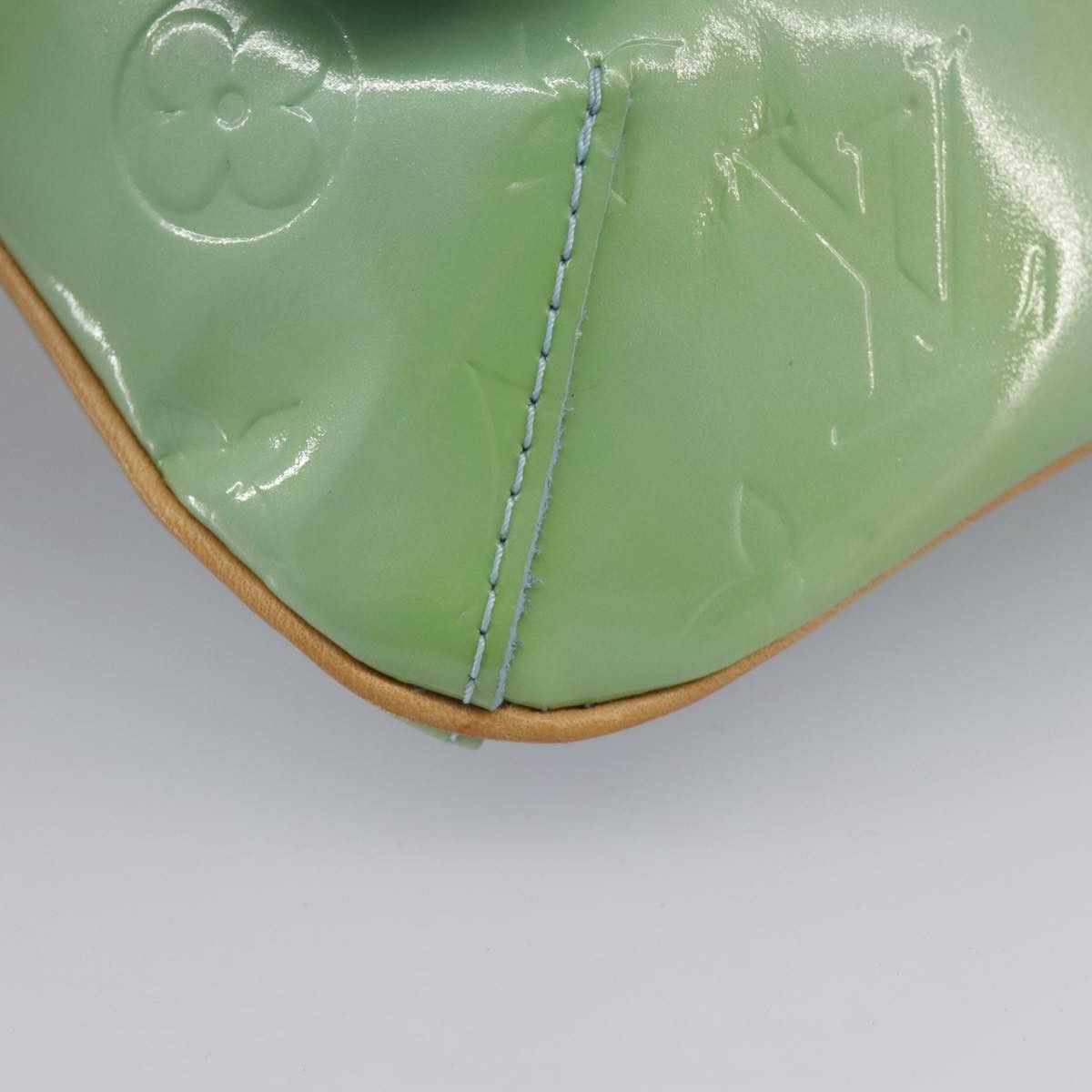 Louis Vuitton Thompson Street Green Patent Leather Shoulder Bag Size ONE SIZE - 10 Thumbnail