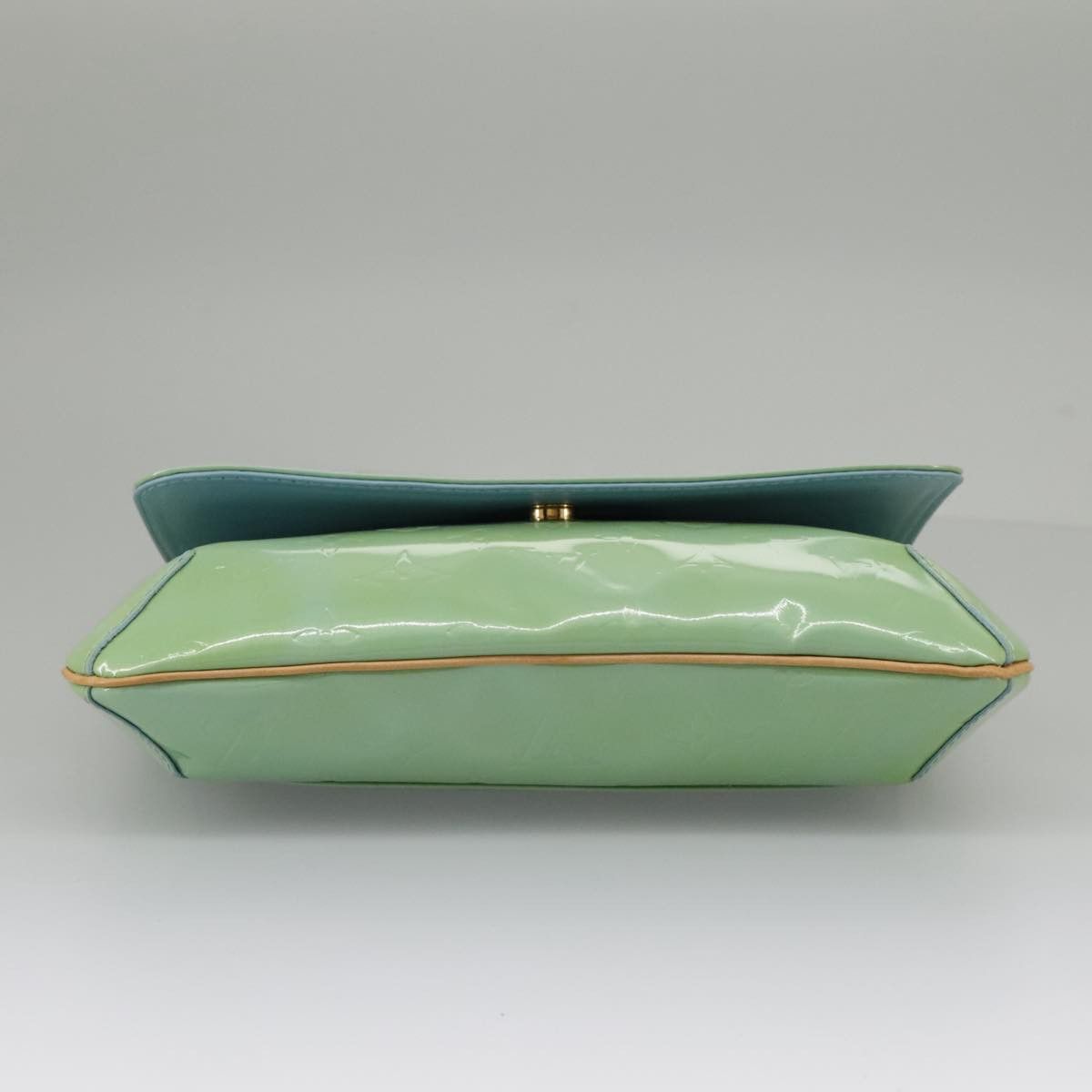Louis Vuitton Thompson Street Green Patent Leather Shoulder Bag Size ONE SIZE - 9 Thumbnail