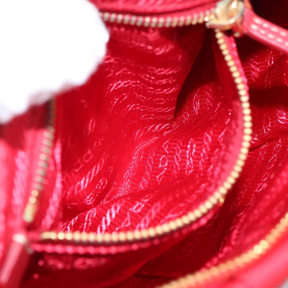 Prada Tessuto Red Synthetic Clutch Bag (Pre-Owned) Size ONE SIZE - 20 Thumbnail