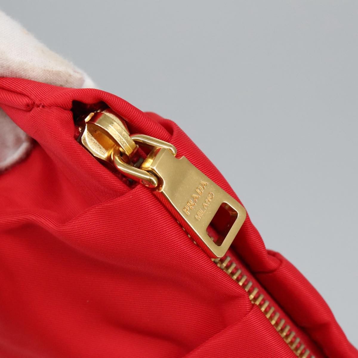 Prada Tessuto Red Synthetic Clutch Bag (Pre-Owned) Size ONE SIZE - 15 Thumbnail