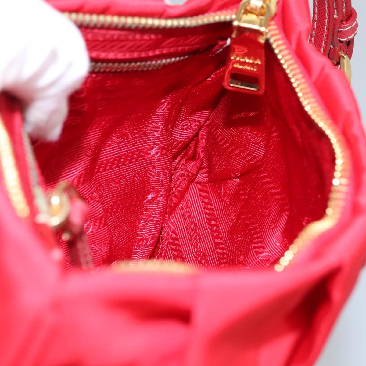 Prada Tessuto Red Synthetic Clutch Bag (Pre-Owned) Size ONE SIZE - 18 Thumbnail
