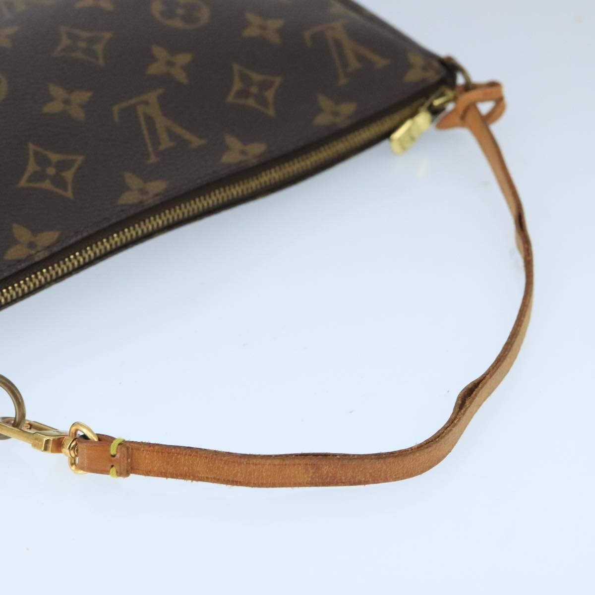 Louis Vuitton Pochette Accessoire Black Canvas Clutch Bag (Pre-Owned) Size ONE SIZE - 4 Thumbnail