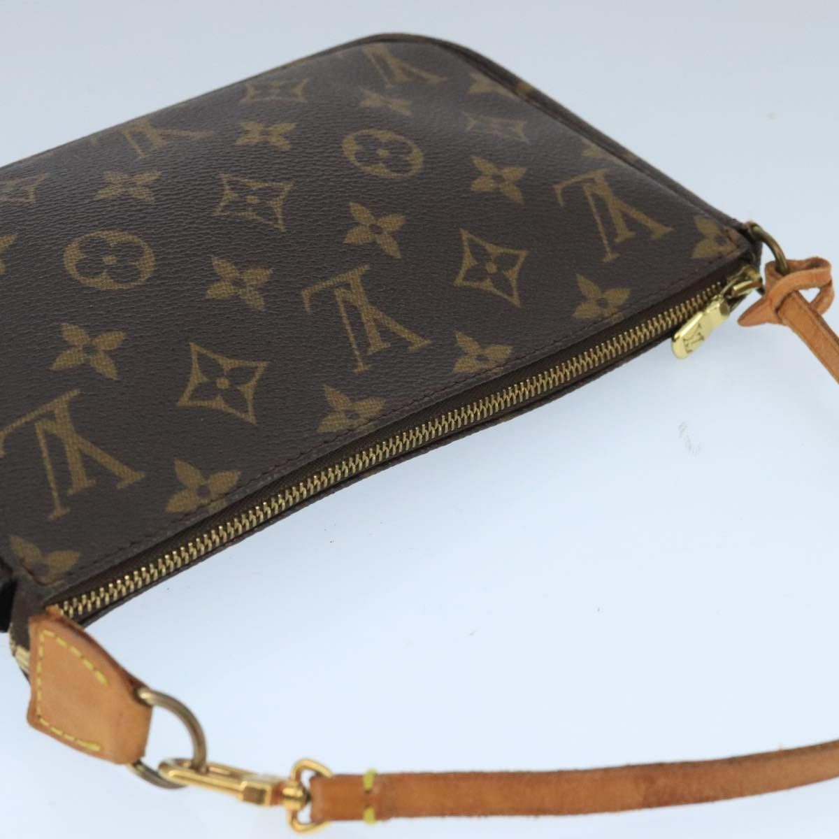 Louis Vuitton Pochette Accessoire Black Canvas Clutch Bag (Pre-Owned) Size ONE SIZE - 15 Thumbnail