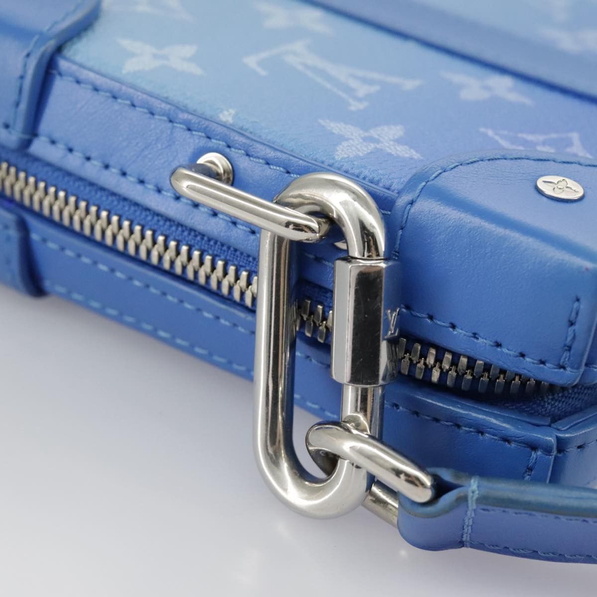 Louis Vuitton Trunk Blue Canvas Shoulder Bag (Pre-Owned) Size ONE SIZE - 18 Thumbnail