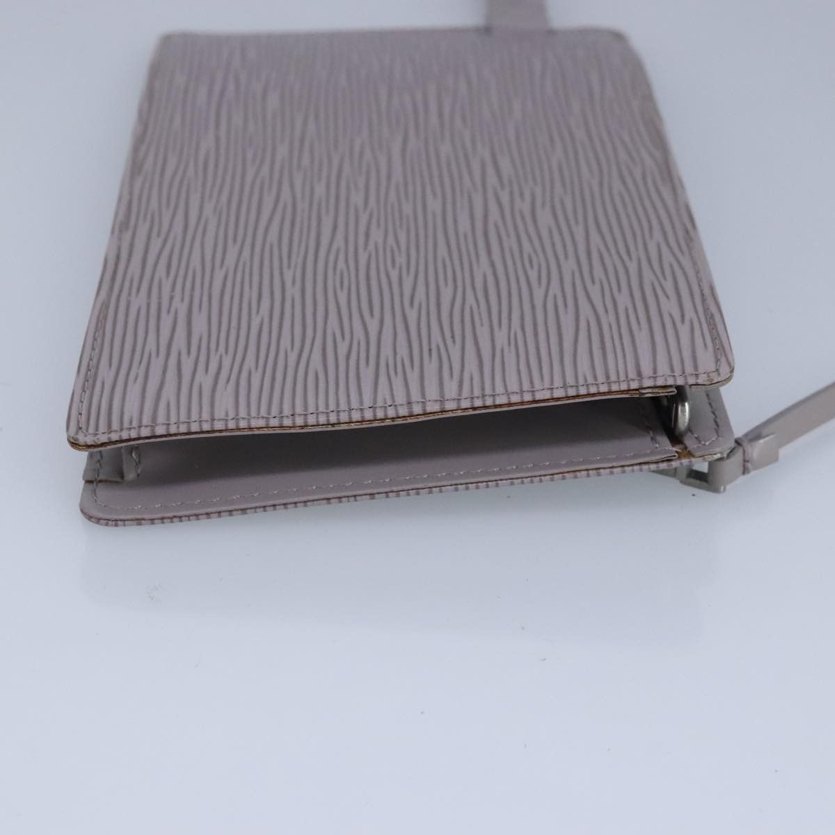 Louis Vuitton Grey Leather Clutch Bag (Pre-Owned) Size ONE SIZE - 4 Thumbnail