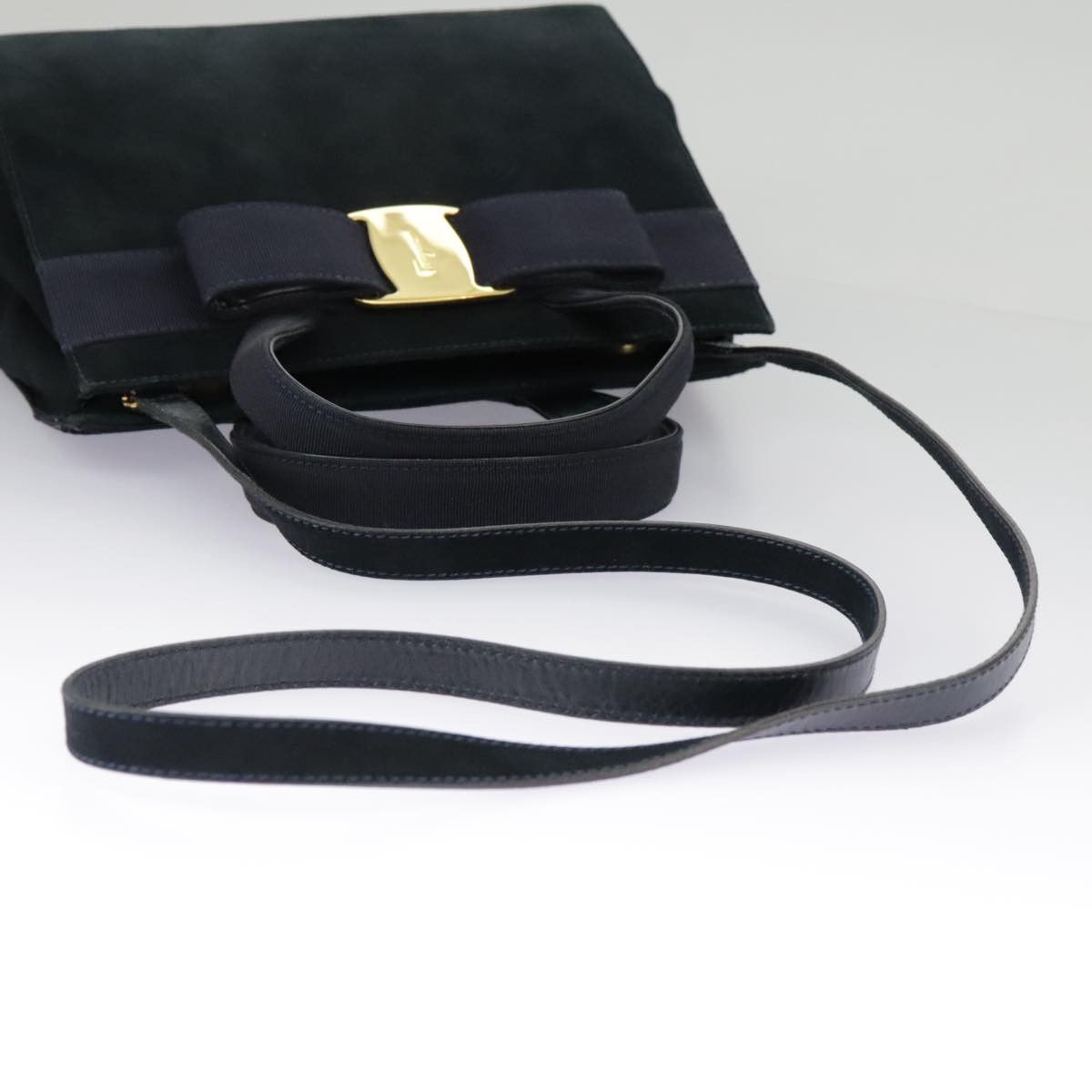 Salvatore Ferragamo Navy Suede Handbag (Pre-Owned) Size ONE SIZE - 18 Thumbnail