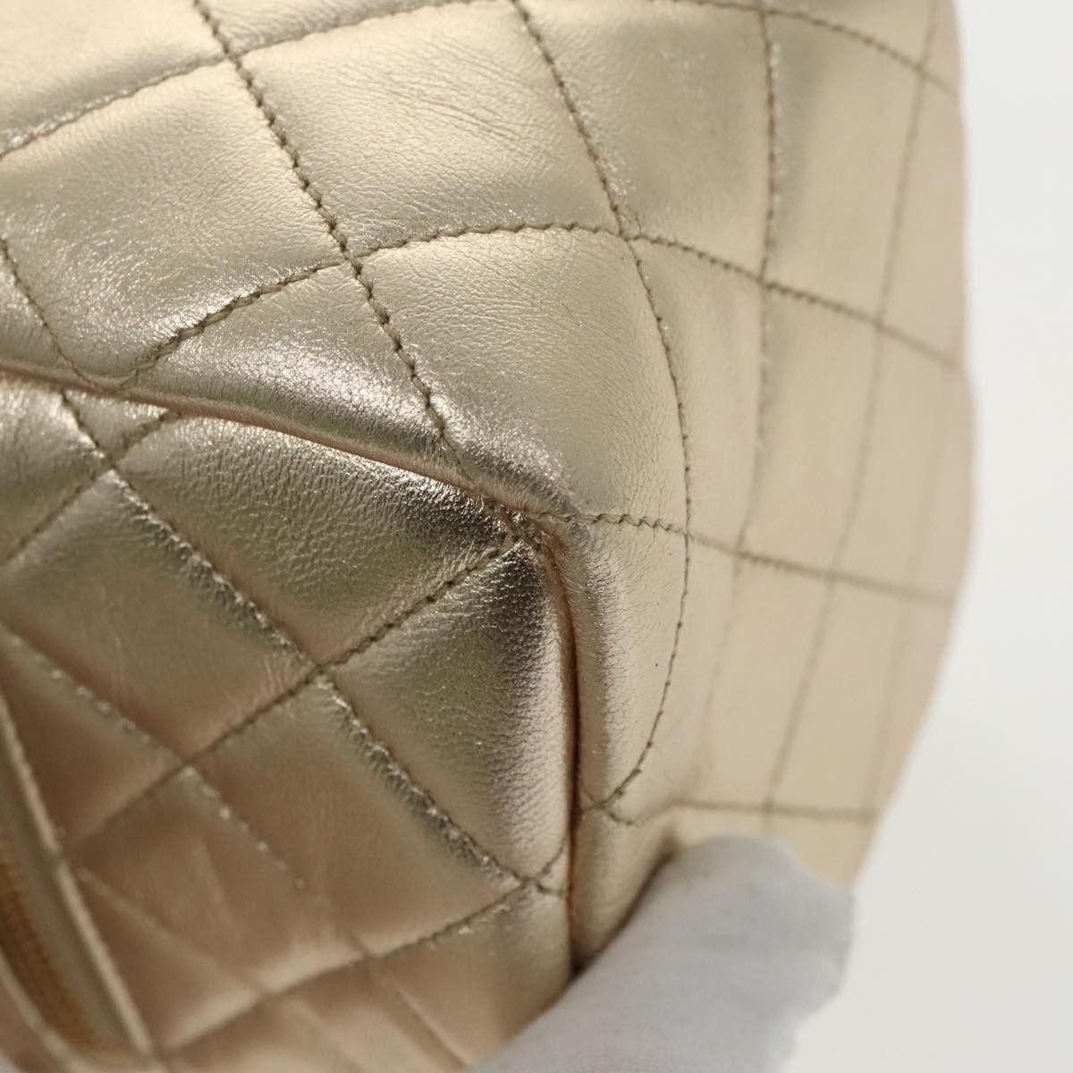 Chanel Trendy Cc Gold Leather Shoulder Bag (Pre-Owned) Size ONE SIZE - 12 Thumbnail