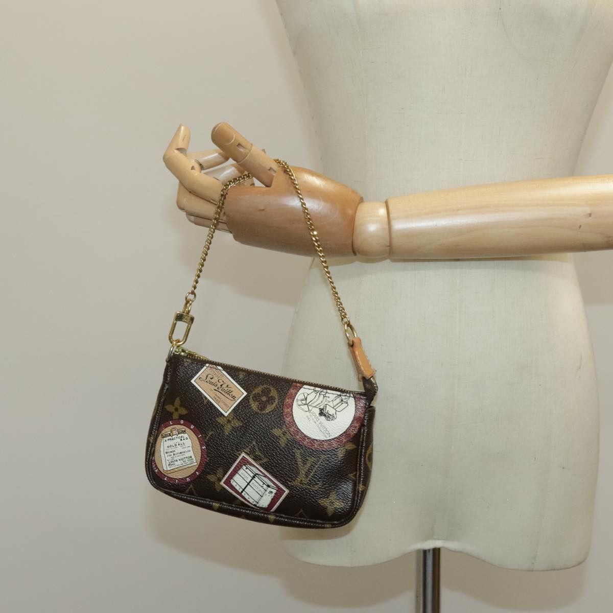 Louis Vuitton Pochette Accessoire Brown Canvas Clutch Bag (Pre-Owned) Size ONE SIZE - 16 Thumbnail