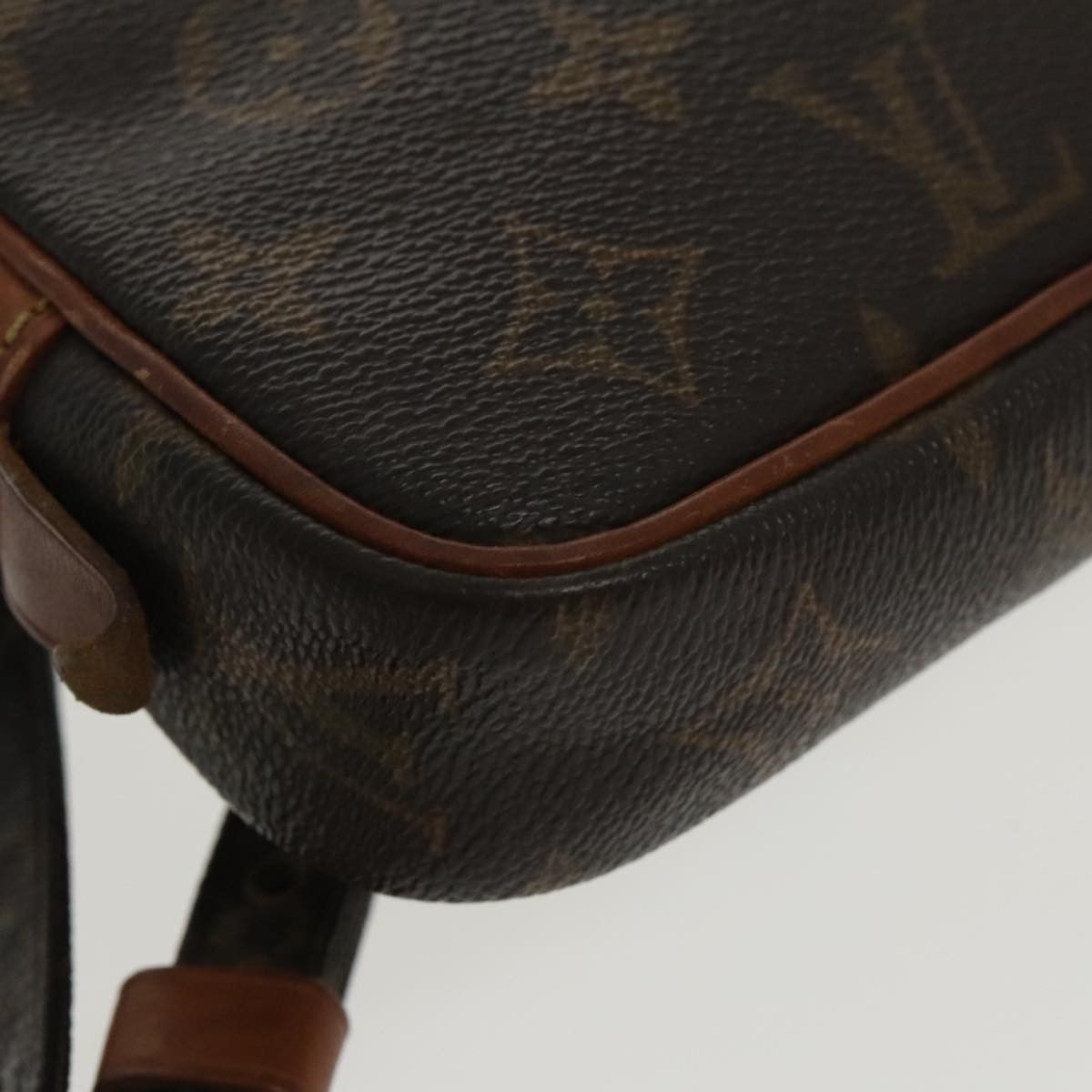 Louis Vuitton Marly Brown Canvas Shoulder Bag (Pre-Owned) Size ONE SIZE - 9 Thumbnail