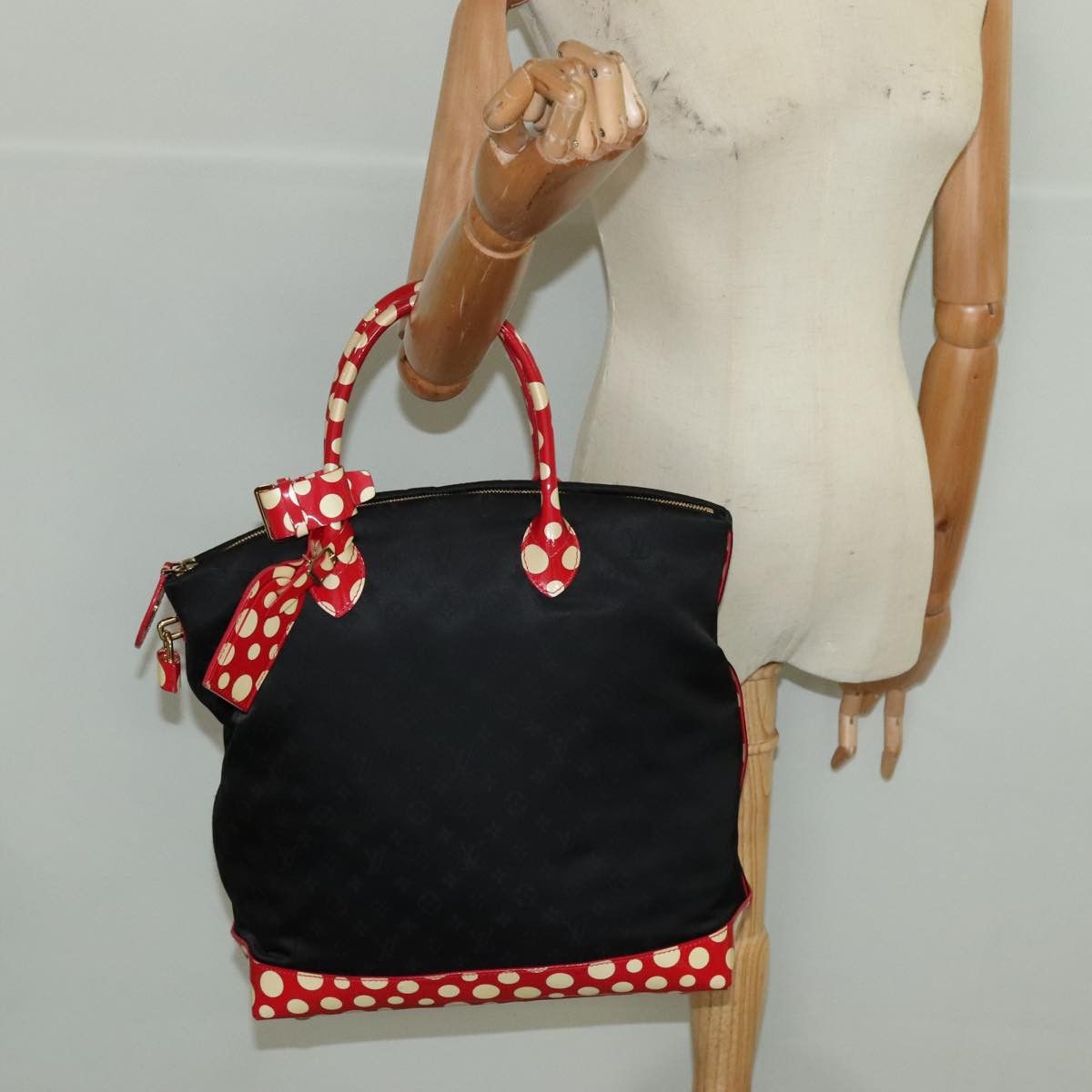 Louis Vuitton Lockit Black Synthetic Handbag (Pre-Owned) Size ONE SIZE - 18 Thumbnail