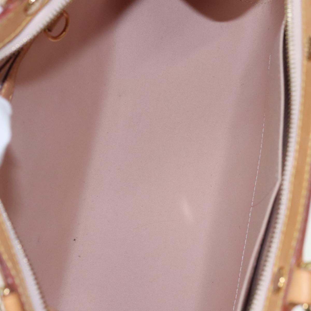 Louis Vuitton Blair Beige Patent Leather Handbag (Pre-Owned) Size ONE SIZE - 11 Thumbnail