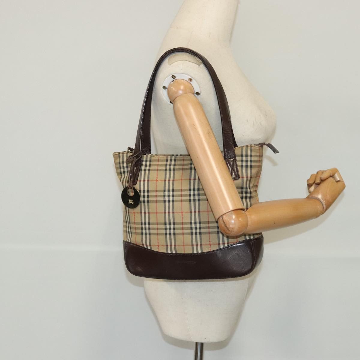 Burberry Nova Check Beige Canvas Tote Bag (Pre-Owned) Size ONE SIZE - 16 Thumbnail