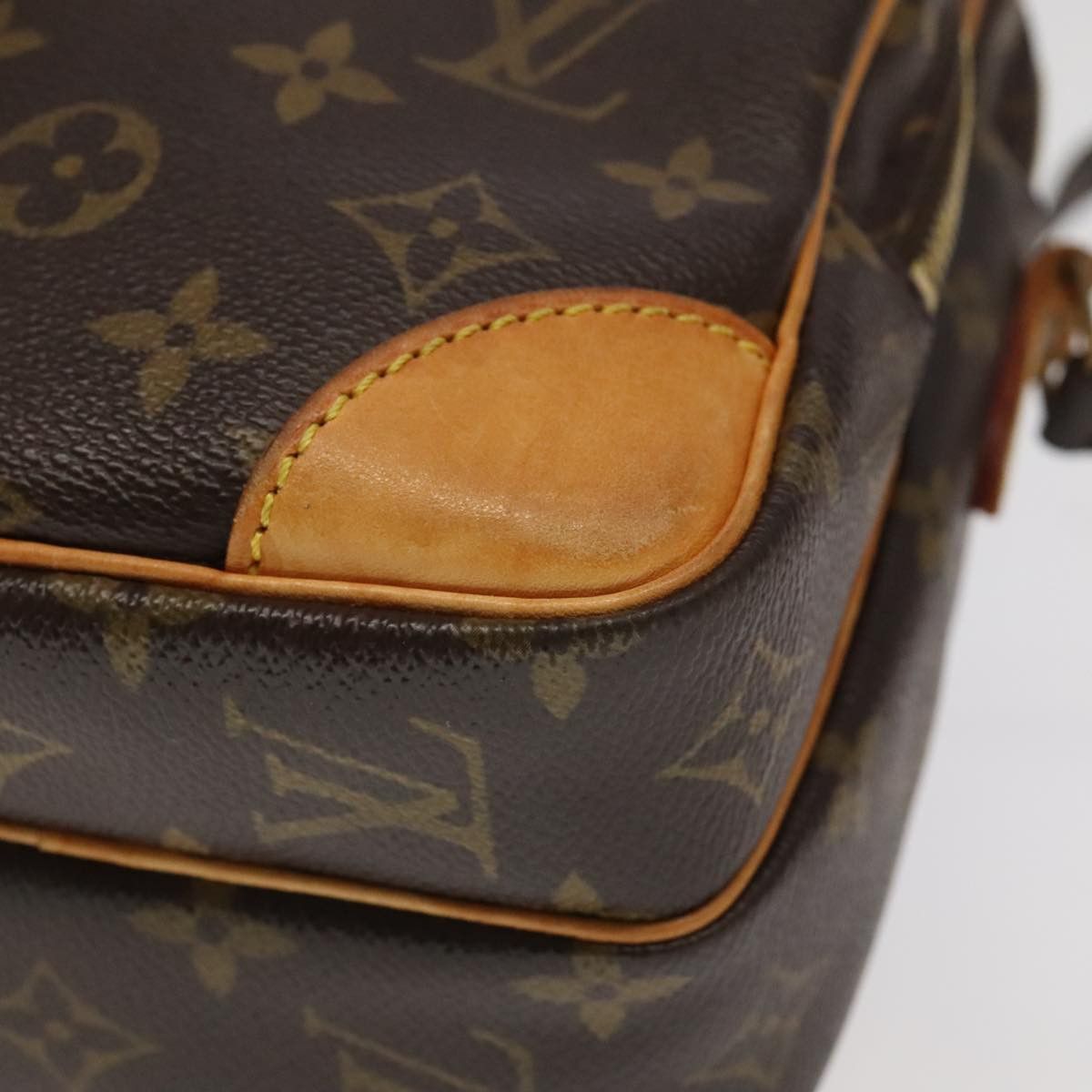 Louis Vuitton Amazon Brown Canvas Shoulder Bag (Pre-Owned) Size ONE SIZE - 15 Thumbnail