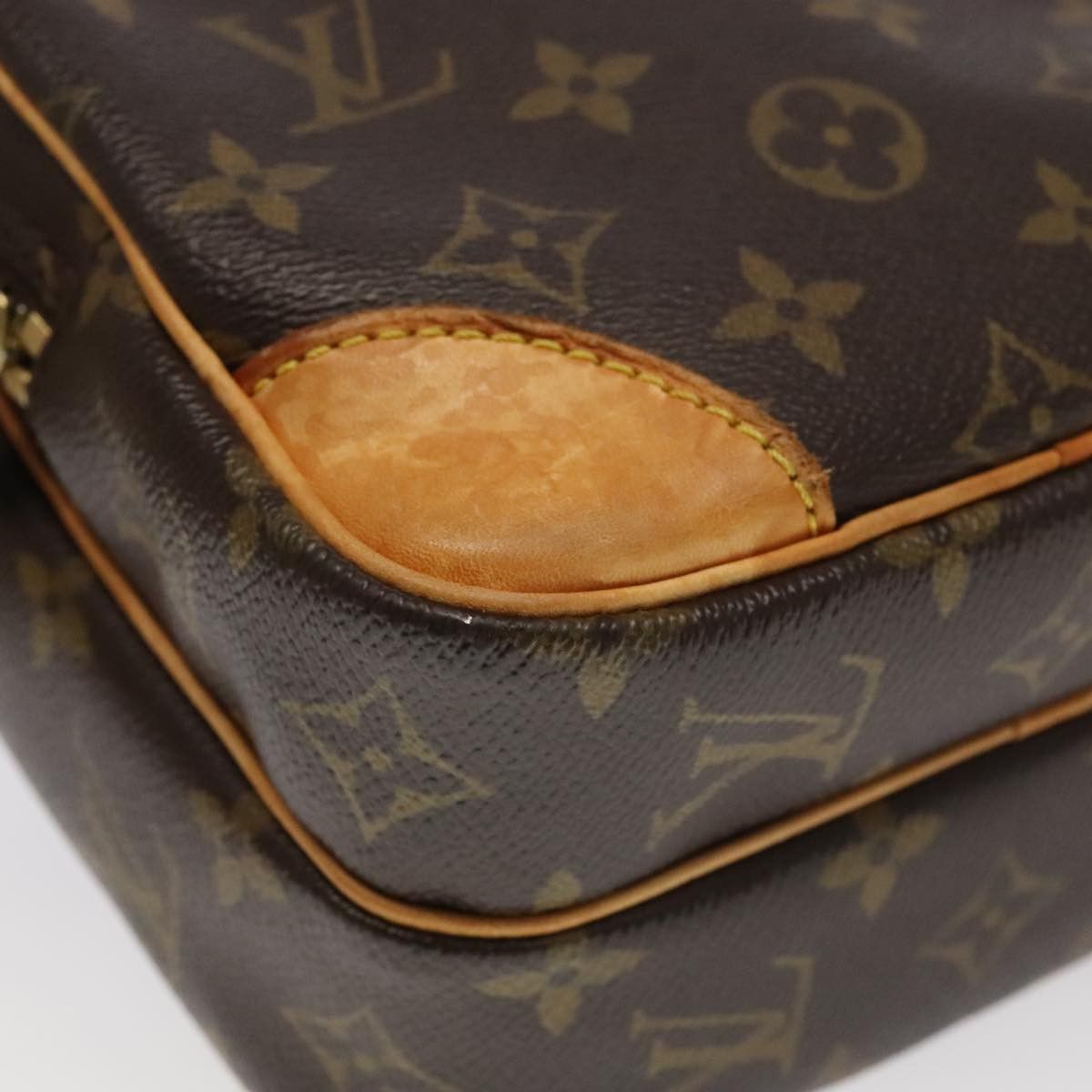 Louis Vuitton Amazon Brown Canvas Shoulder Bag (Pre-Owned) Size ONE SIZE - 6 Thumbnail