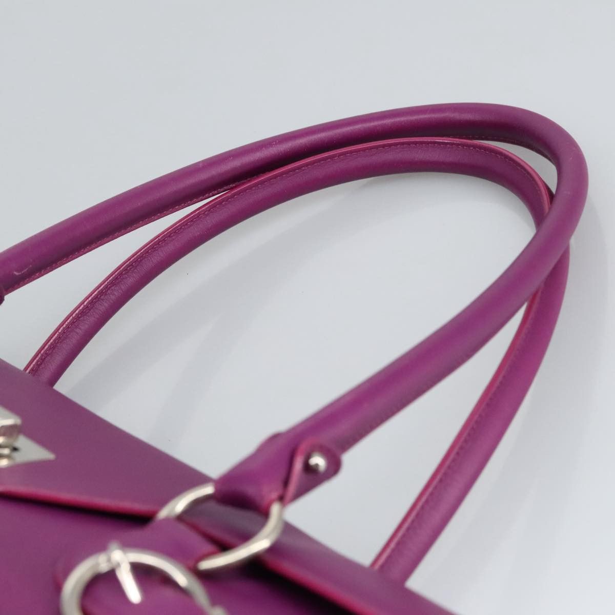 Salvatore Ferragamo Gancini Purple Leather Shoulder Bag (Pre-Owned) Size ONE SIZE - 14 Thumbnail